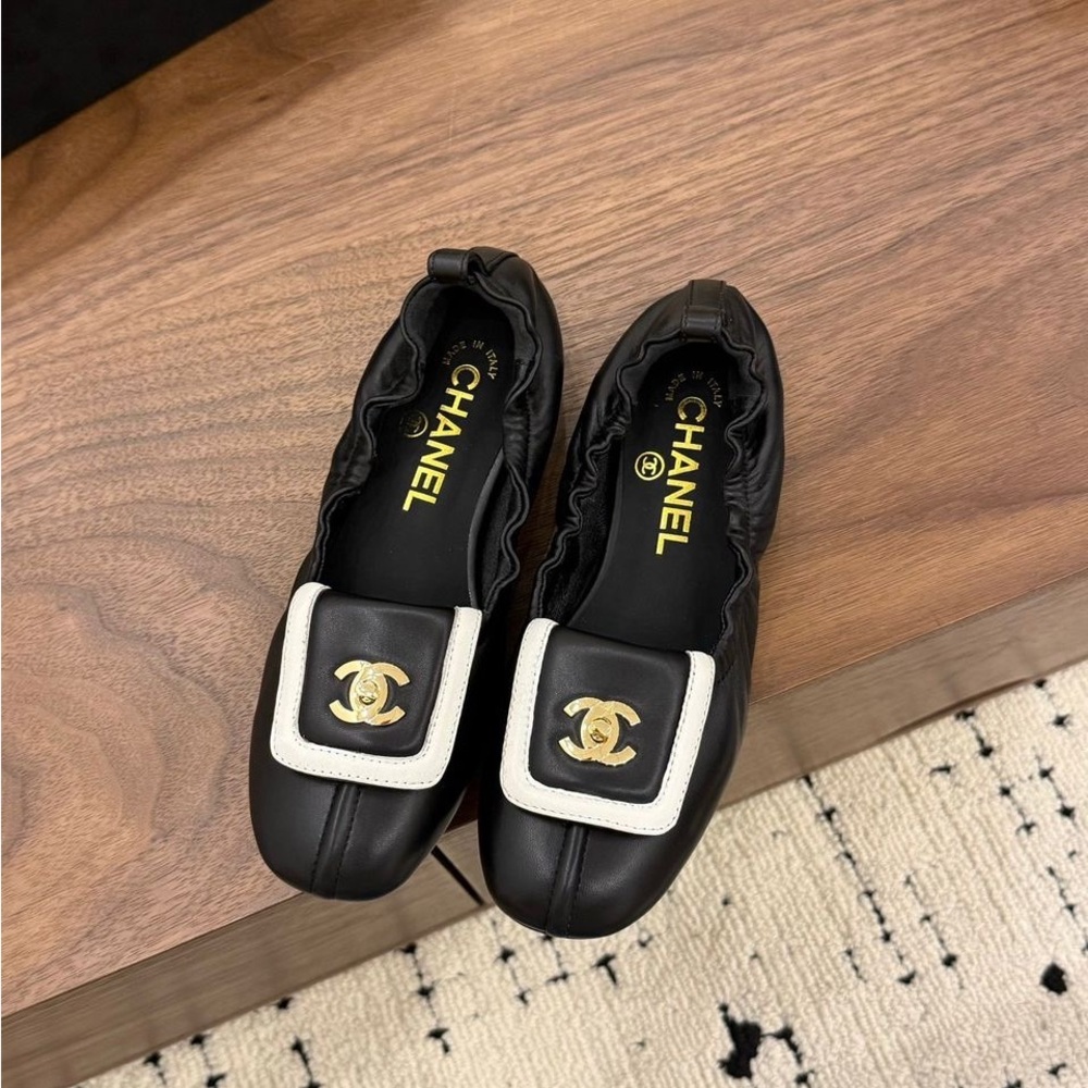CHANEL Black and White Leather Logo Square-Toe Ballet Flats